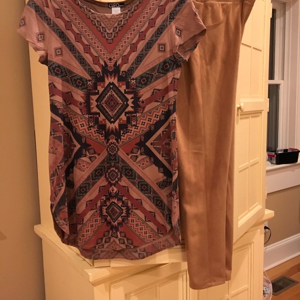 Pants - Picture 2 of 6